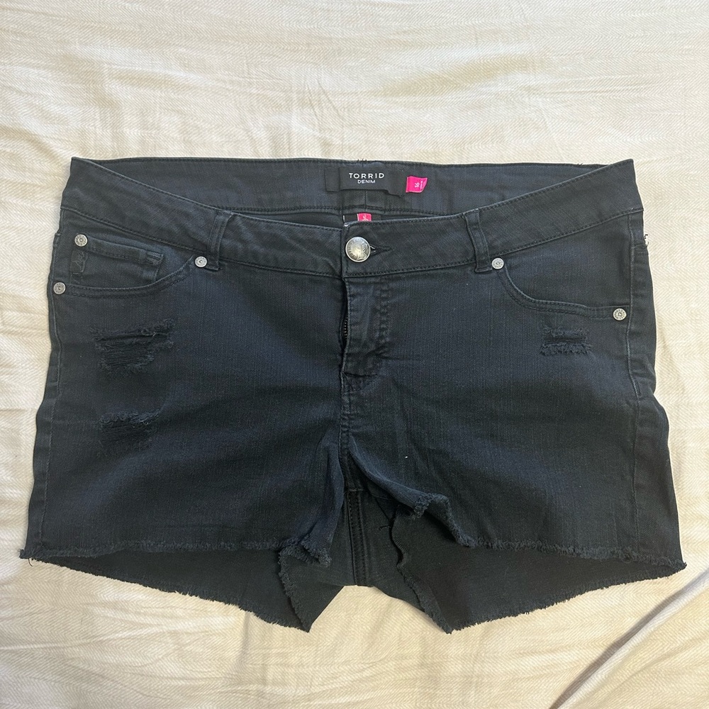Torrid black shorts, size 16